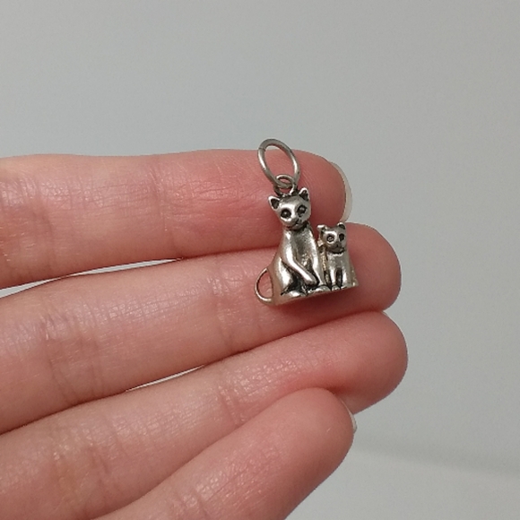 17.7g of 8 vintage sterling silver cat charms - Picture 4 of 8